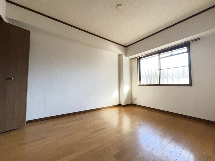 ラ・アク－ルの物件内観写真