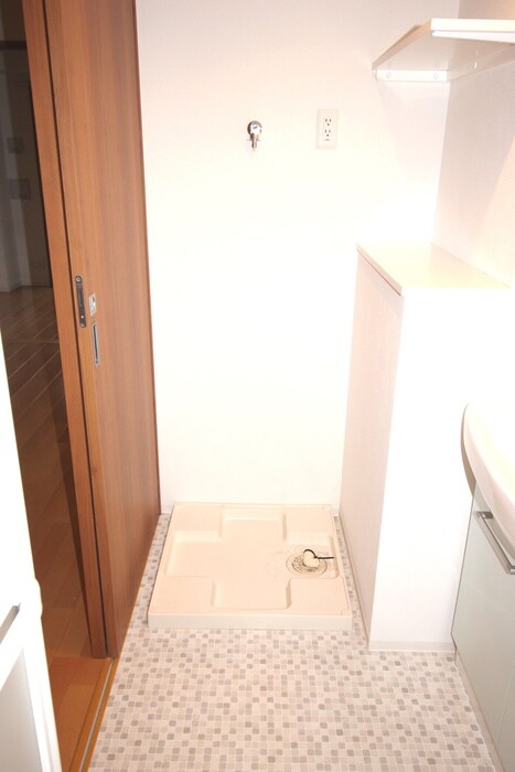 リバーサイド桂　弐番館の物件内観写真