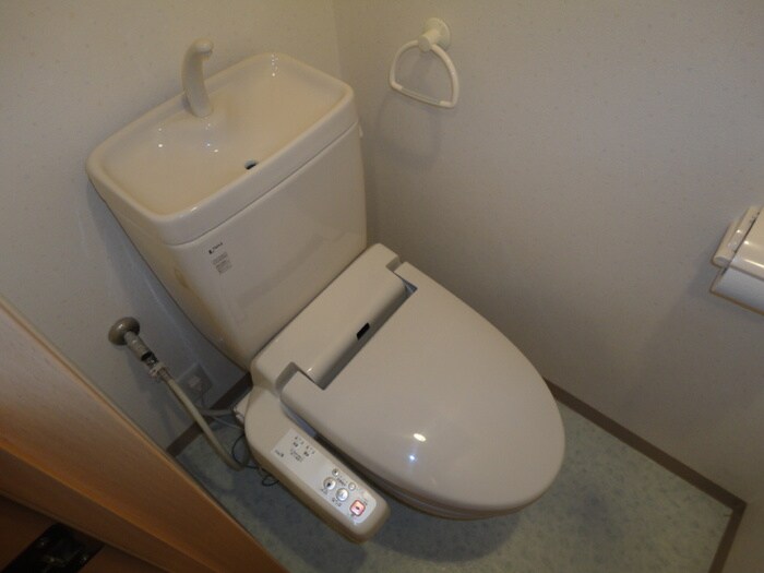 ＣＡＲＰＩＯ ８５の物件内観写真