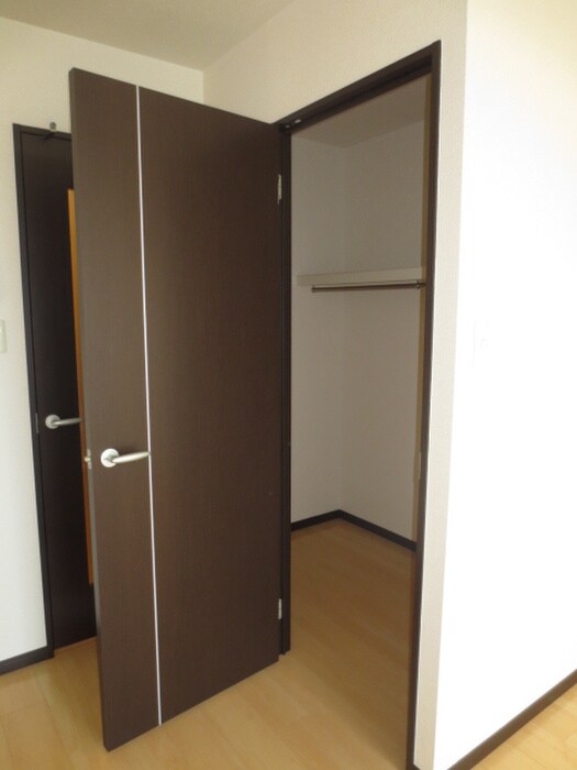 ﾌｼﾞﾊﾟﾚｽﾊﾟﾙﾄﾈｰﾙさとのⅠ番館の物件内観写真