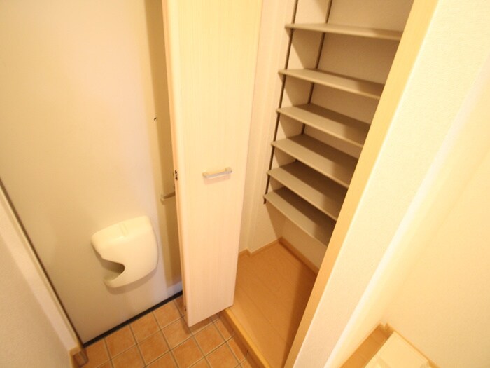 サンロ－ズの物件内観写真