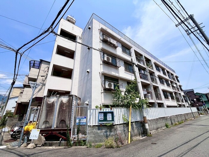大石北町マンションの物件外観写真