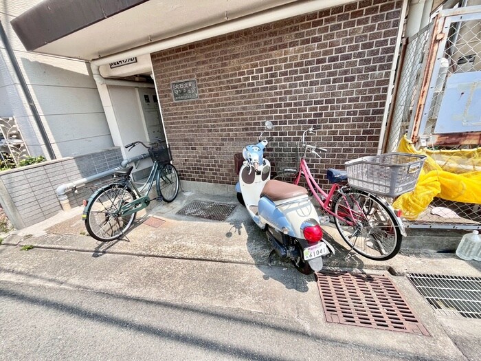 大石北町マンションの物件外観写真