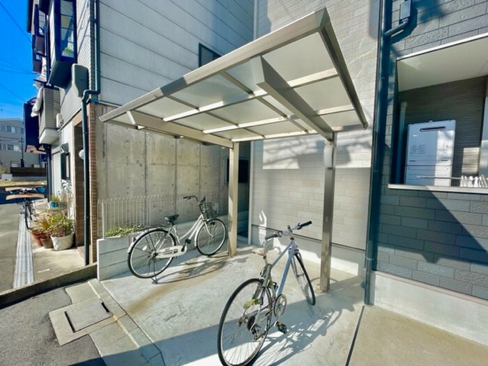 LUCITA大日の物件外観写真