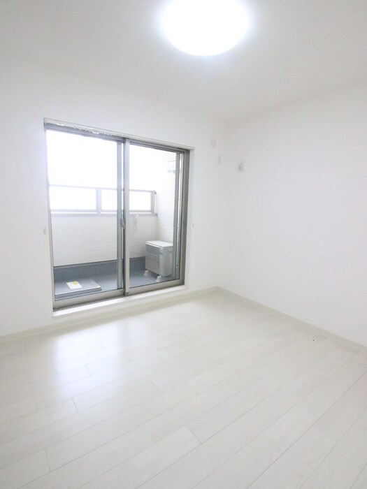 クリエオーレ常盤町の物件内観写真