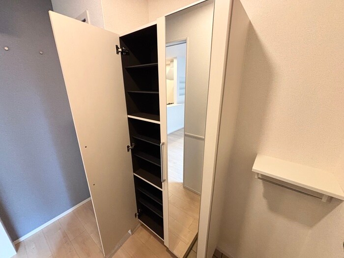 フィオーレつつみⅢの物件内観写真