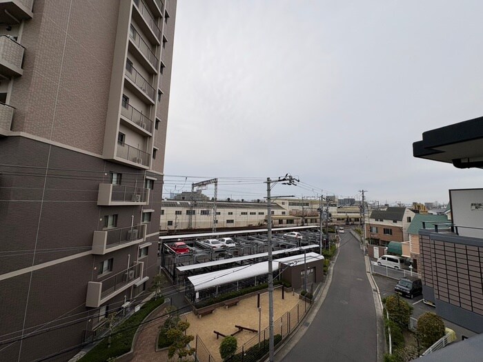 シャトレー高安の物件内観写真