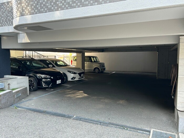 エムズコートⅡ南の物件外観写真