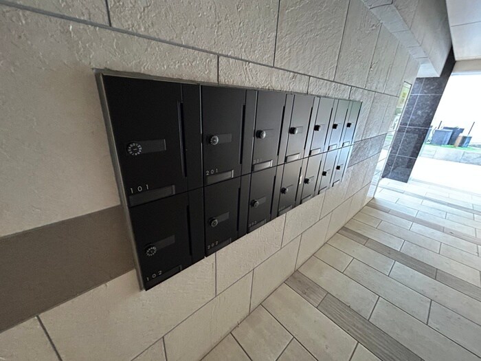 エムズコートⅡ南の物件外観写真