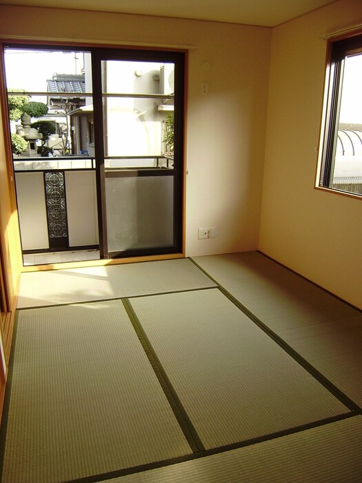 グレイスコ－トの物件内観写真