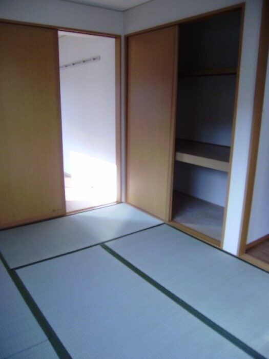 グレイスコ－トの物件内観写真