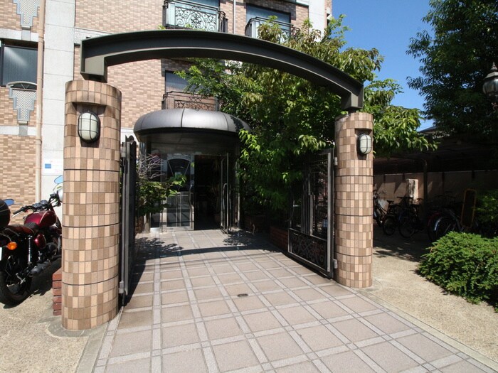 ド－ル魚崎の物件外観写真