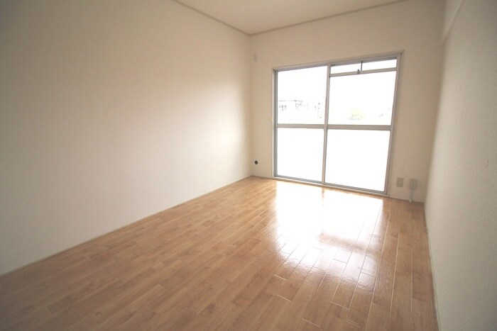 安田マンションの物件内観写真