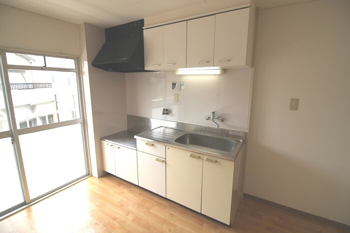 安田マンションの物件内観写真