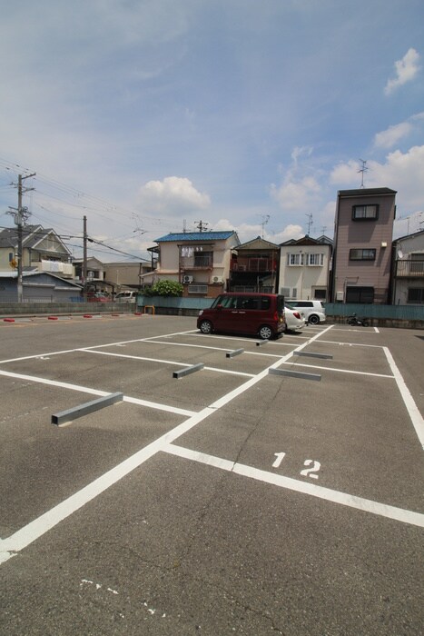 安田マンションの物件外観写真