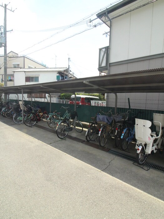 安田マンションの物件外観写真