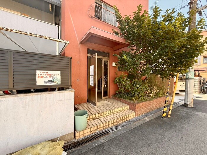 コ－ポラス翌檜の物件外観写真