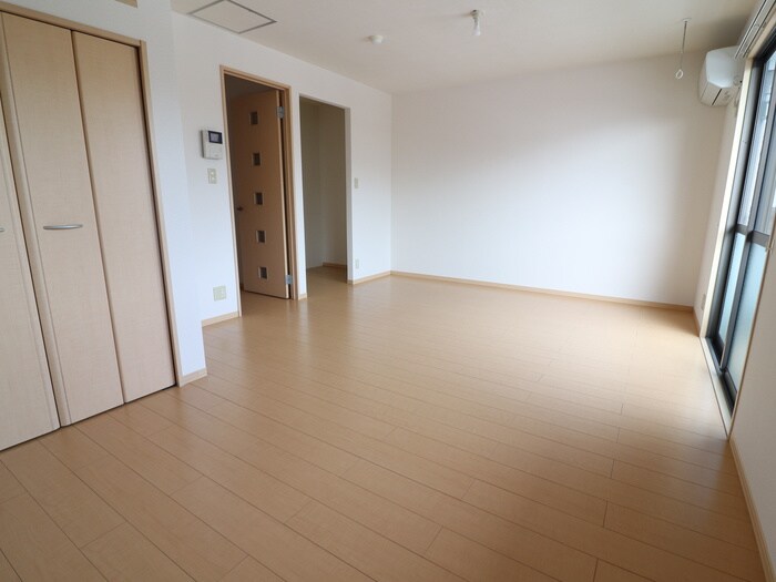 リバ－ハイツＡ棟の物件内観写真