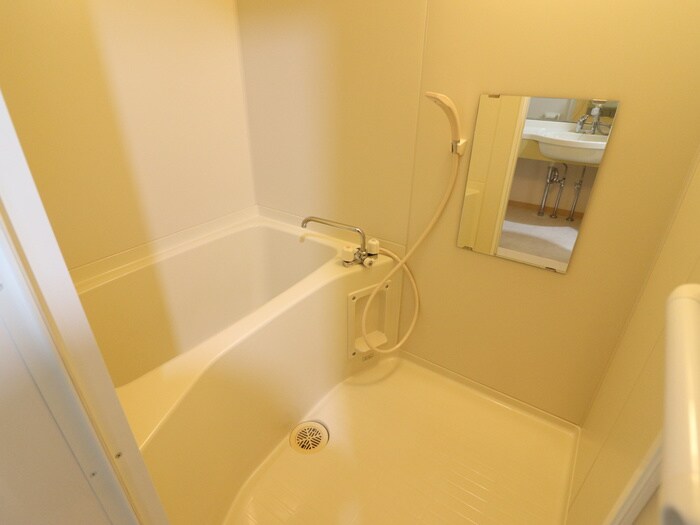 リバ－ハイツＡ棟の物件内観写真