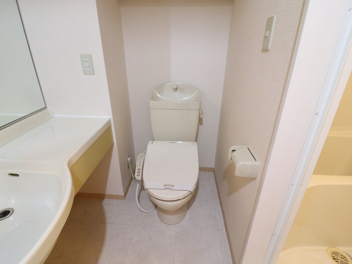 リバ－ハイツＡ棟の物件内観写真