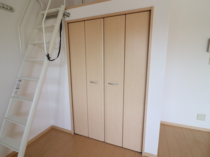 リバ－ハイツＡ棟の物件内観写真