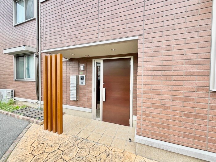 キャピタル自由ヶ丘の物件外観写真