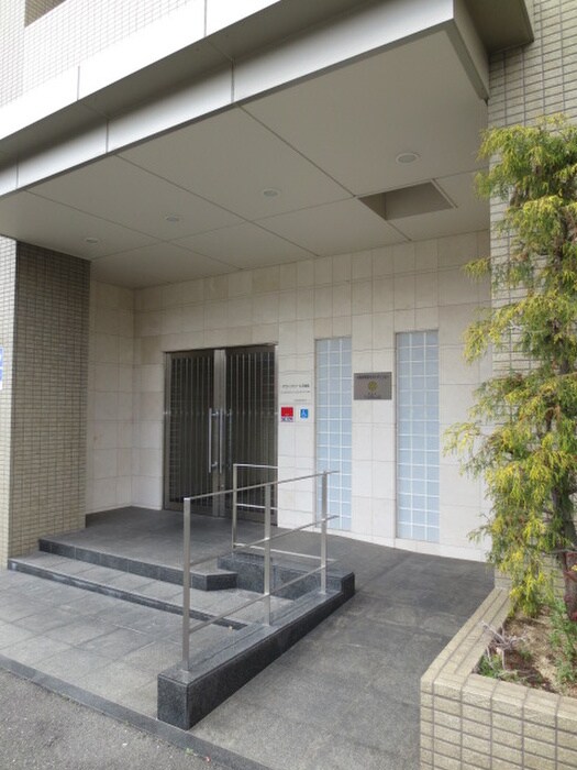 アヴァンセク－ル京橋南の物件外観写真