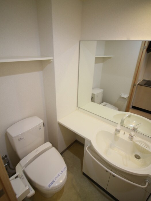 アヴァンセク－ル京橋南の物件内観写真