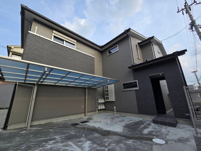 メゾン・ソレイユ稲荷の物件外観写真