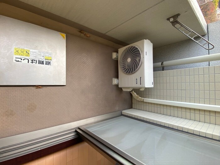 ｱｸｱﾌﾟﾚｲｽ京都御所ノ内（701）の物件内観写真