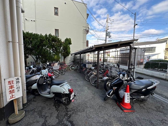 グランドール法善寺の物件外観写真