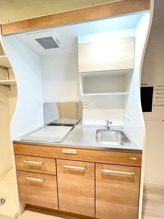 セレニテ難波グランデシュッドの物件内観写真