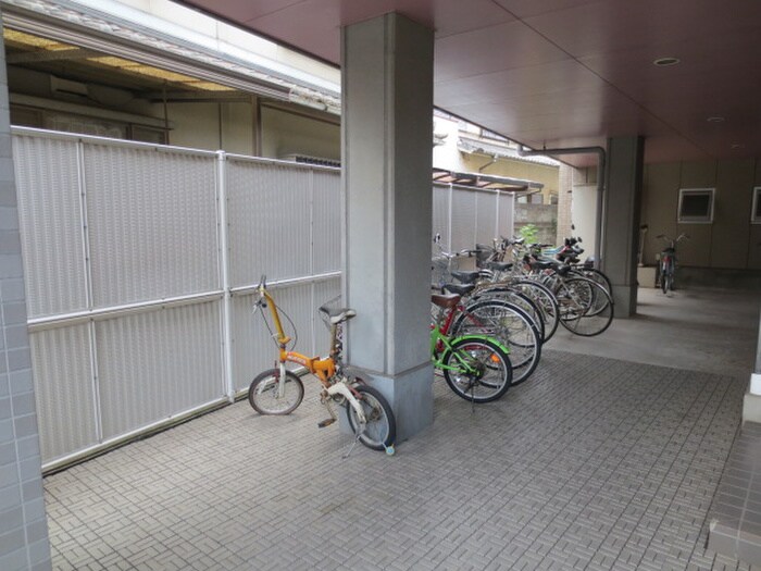 メゾンオ－ムラの物件外観写真