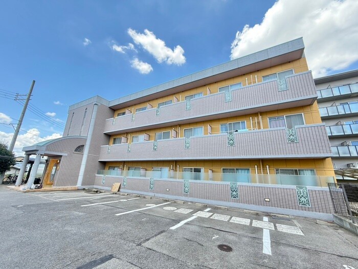 ル－ミネス芦谷の物件外観写真