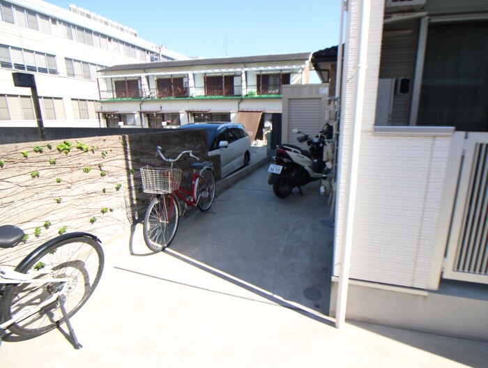 LOTUSＴｓｕｋａｇｕｃｈｉⅡの物件外観写真