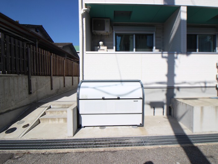 LOTUSＴｓｕｋａｇｕｃｈｉⅡの物件外観写真