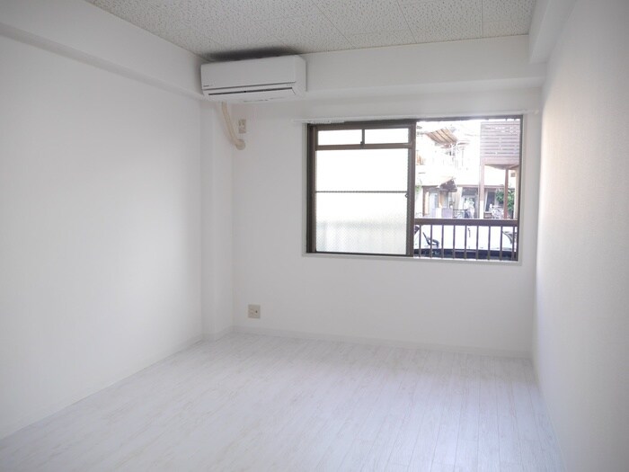 イーストサイド吹田の物件内観写真