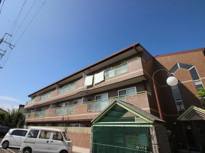 サンヴェール萱島の物件外観写真