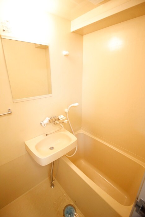 ウェルネス三界の物件内観写真