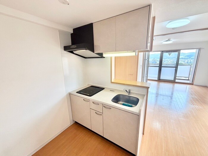 コンフォ－レ栗栖野の物件内観写真