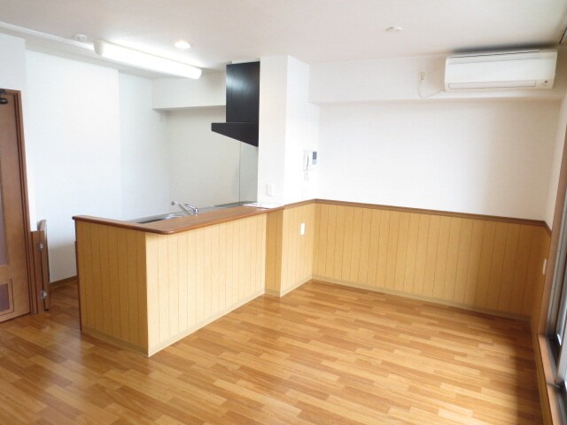 オルゴグラート鶴見の物件内観写真