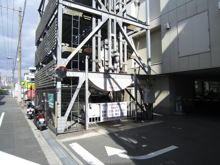 オルゴグラート鶴見の物件外観写真