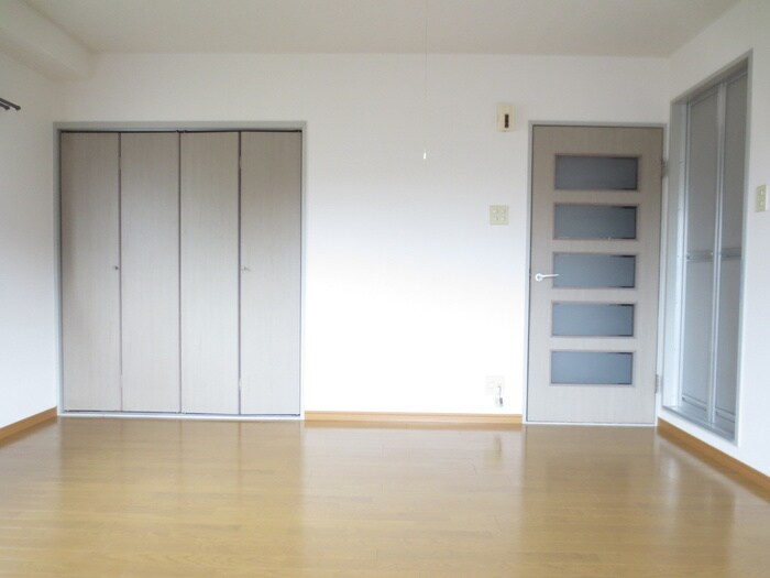 日東西中条ハイツの物件内観写真