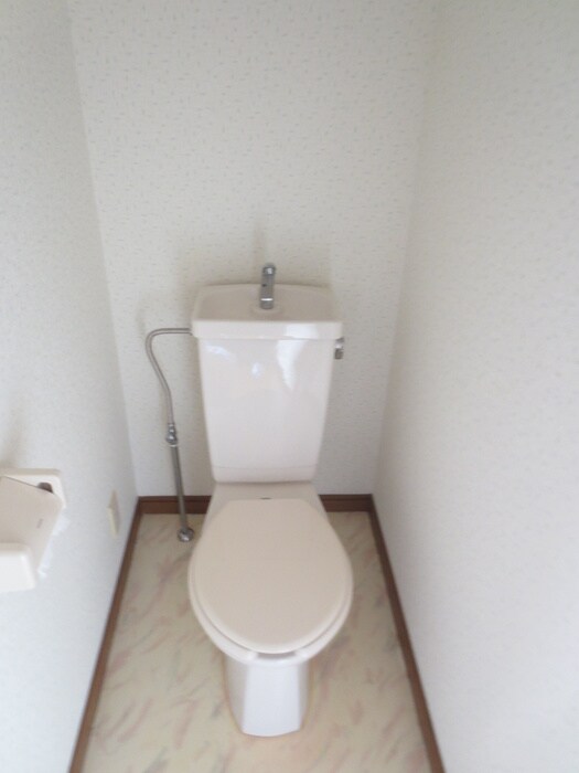 日東西中条ハイツの物件内観写真