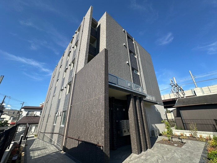 ラ・ルミエールの物件外観写真