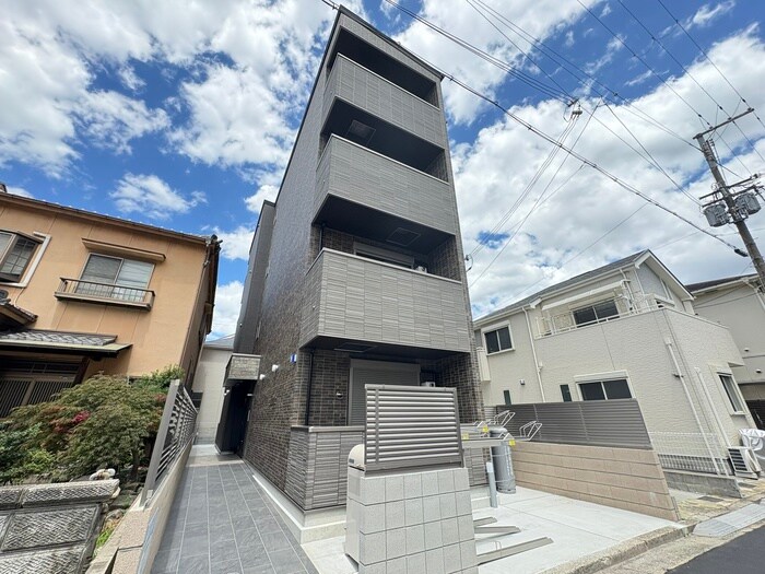 シーエムトワの物件外観写真