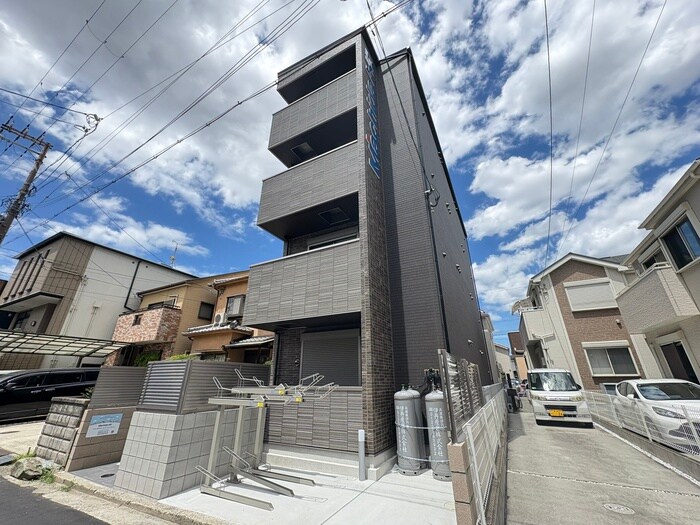 シーエムトワの物件外観写真