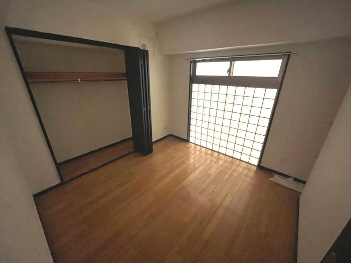 C&Cﾛｰｽﾞｶﾞｰﾃﾞﾝの物件内観写真