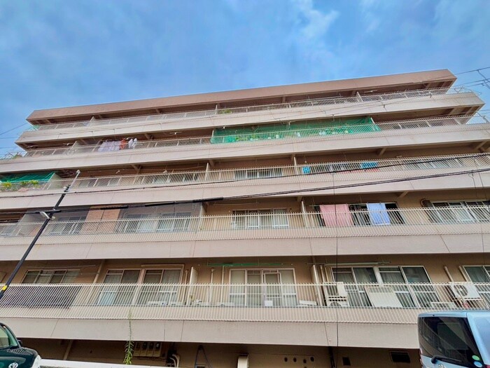 プレジデント宝塚（210）の物件外観写真