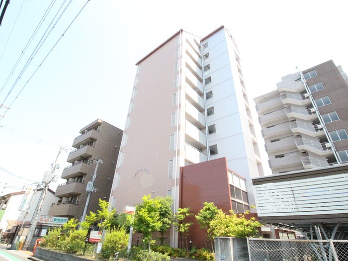 カルムイン江坂Ⅲの物件外観写真